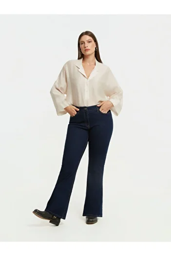 Şans Women's Plus Size Navy Blue, High Waist, 5 Pocket Boot Leg Lycra Jeans 65N39022