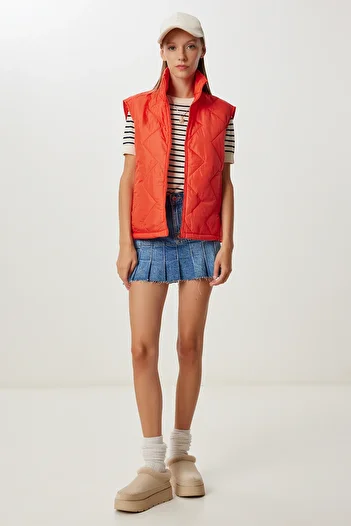Happiness İstanbul Women's Orange Zipper Stand Collar Puffer Vest Mx00255