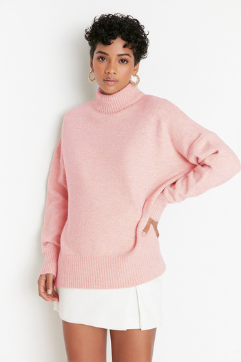 Trendyol Collection Powder Wide Fit Soft Textured Stand Collar Knitwear Sweater Twoaw23Kz00469