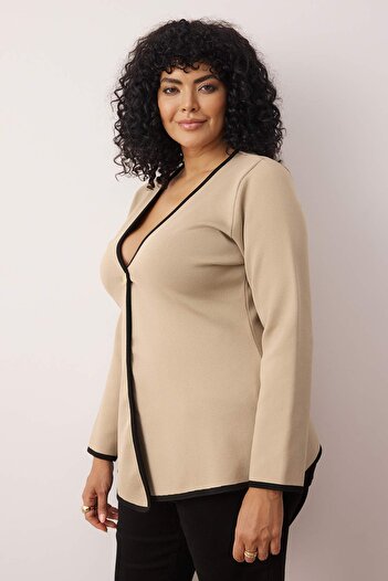Trendyol Curve Asymmetrical Cut Knitwear Jacket with Stone Piping Detail Cardigan Tbbaw26Av00000