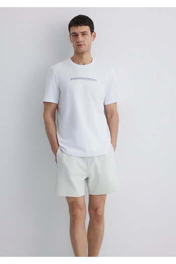 Mavi Μαύρο εμπριμέ λευκό T-shirt Regular Fit / Normal Cut 0612647-620