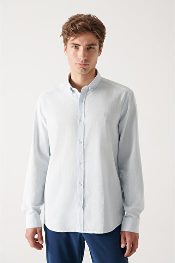 Avva Men's Light Blue Buttoned Collar 100% Cotton Linen Textured Shirt E 002141