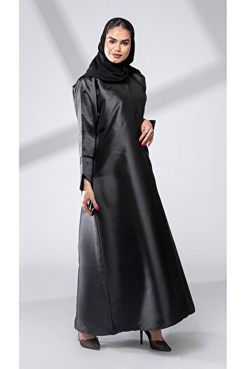 outline Formal black abaya with unique sleeves