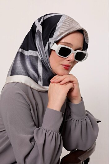 Levidor Twill Silk Scarf Ld4181
