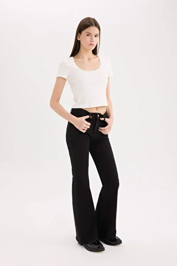 DeFacto Mia High Waist Straight Leg Pocketed Jean Pants D6639Ax25Sp