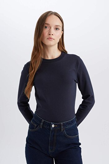 DeFacto Regular Fit Bisiklet Yaka Basic Düz Pamuklu Uzun Kollu Tişört E0289AX25SP