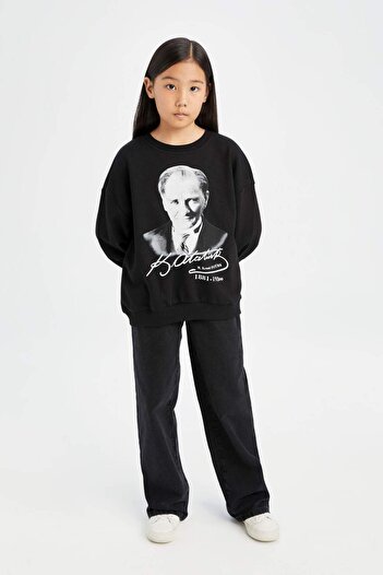 DeFacto Kız Çocuk Oversize Geniş Kalıp Bisiklet Yaka Atatürk Baskılı Sweatshirt D4187A824WN