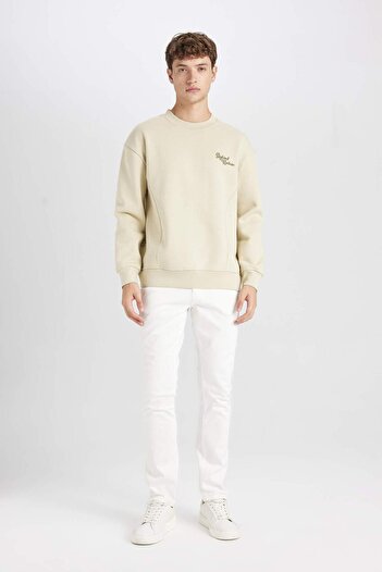 DeFacto Boxy Fit Crew Neck Back Printed Sweatshirt C7051Ax24Au
