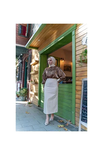 VELLICHOR Fabric Pencil Skirt Cream