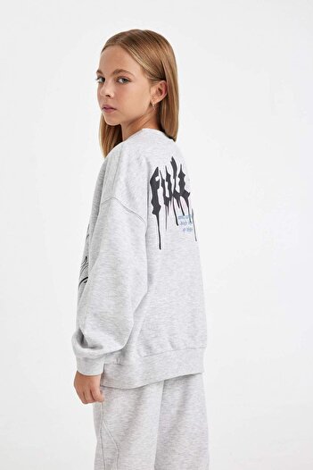DeFacto Girl's Gray Oversize Wide Fit Crew Neck Back Printed Sweatshirt D0613A824Au