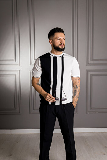 Sarar Interview 0 Collar Rayon Thin Knitwear Black White T-Shirt