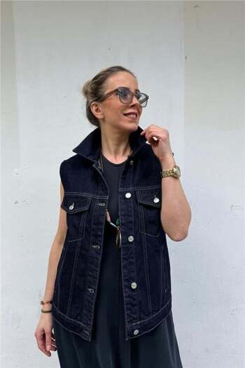 LEVURE Button Detailed Denim Vest