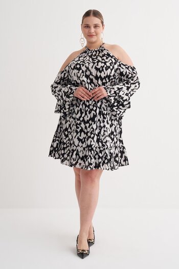 MYLİNE Flounce Dress with Window Detail