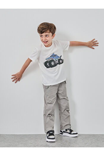 Styli Solid Elastic Waist Pocket Detail Pants