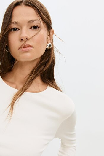 Stradivarius Basic Uzun Kollu Tişört