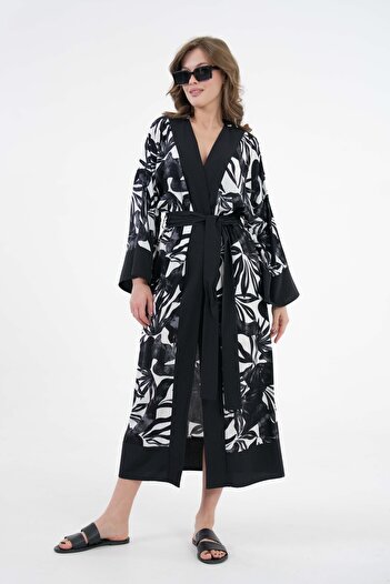 Saade White Patterned Maxi Woven Kimono