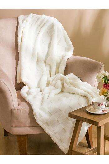 LC Waikiki Plush Tv Blanket 100X150 cm (W5)