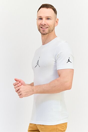 Nike Men Sportswear Fit Short Sleeve Outdoor T-Shirt, White