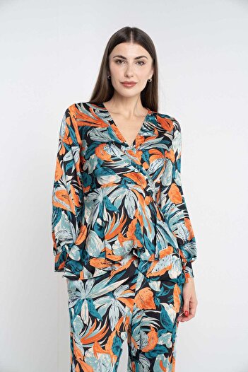 Nichii Floral Long Sleeve Blouse
