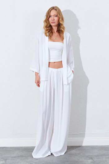 TENA Women's Ecru Pleated Palazzo Trousers