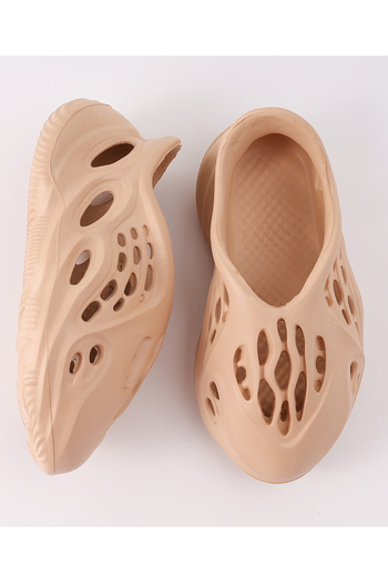 SAPS Slip On Clogs - Beige