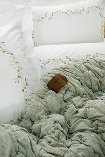 ZEBRACASA Paloma Bedspread Set