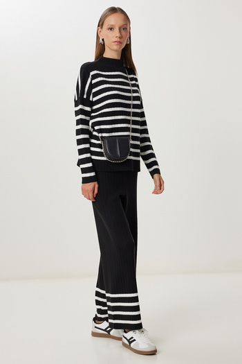 Happiness İstanbul Women's Black Ecru Striped Knitwear Sweater Trousers Set Yg00107
