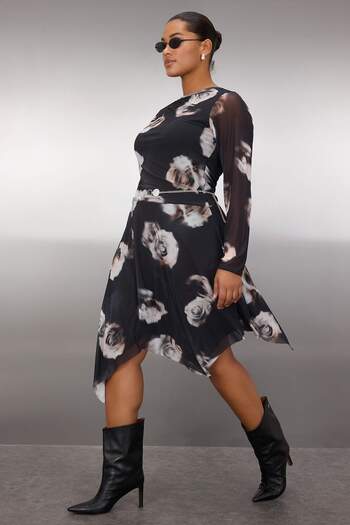 Trendyol Curve Black Floral Pattern Tulle Knitted Plus Size Dress Tbbaw26Ah00013
