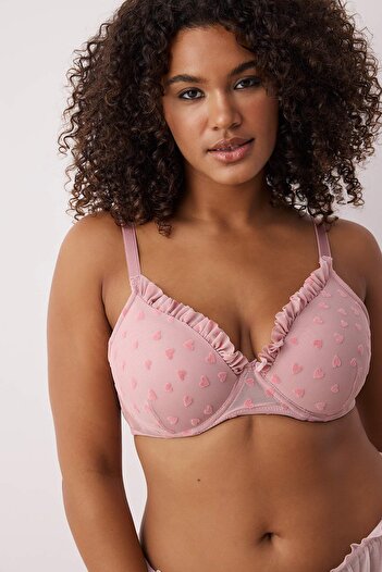 Trendyol Curve Powder Flock bedruckter Herz-BH mit festem, verstellbarem Träger in Übergröße TBBSS25CW00011