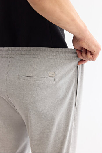 Avva Erkek Gri Beli Lastikli Bağcıklı Duble Paça Jogger Relaxed Fit Pantolon E003000