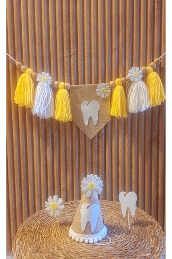 asöy My Tooth Came Out Hat High Chair Wall Pennant Daisy Tooth Party Set of 4 Pennant My First Tooth Came Out