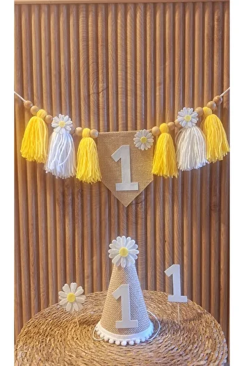 asöy 1 Year Old Hat High Chair Wall Pennant Daisy One 1 Year Old Party Set of 4 Pennants