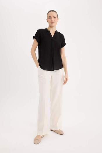 DeFacto Regular Fit Apache Collar Basic Plain Short Sleeve Blouse E6288Ax25Sp