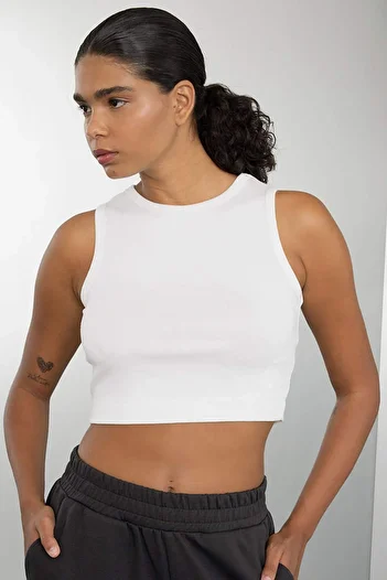 DeFacto Defactofit Crop Crew Neck Modal Sportsman Basic Plain Singlet D6038Ax24Au