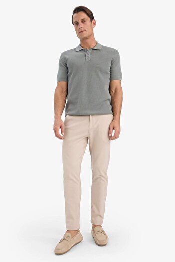 DeFacto Tailored Fit Normal Kesim Düz Paça Her Yöne Esneyen Yazlık Kumaş Pantolon C7508AX24AU