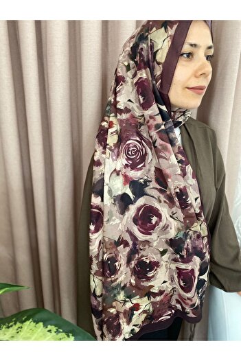 MODA Rose Series Soft Shawl on Mineşarp Burgundy Background