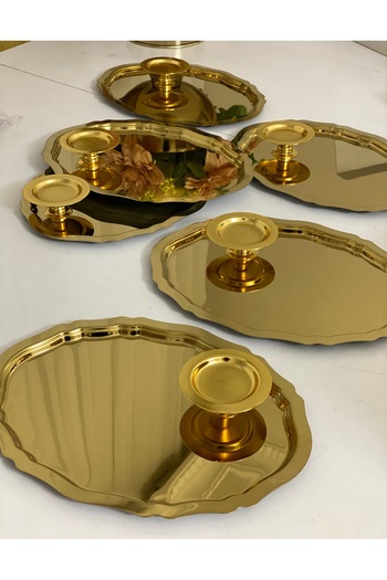 SEVA ÇELİK 2 Model Gold Oval Tray 25 cm and Gold Macaron Holder Set of 6