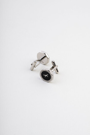 So CHIC... Black Detailed Steel Cufflink