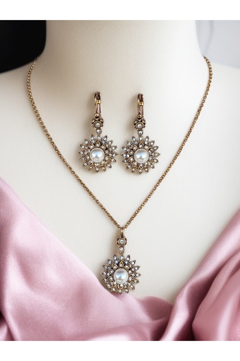 FAYRA ACCESSORIES Zircon Stone Flower Figure Pearl Necklace and Earrings