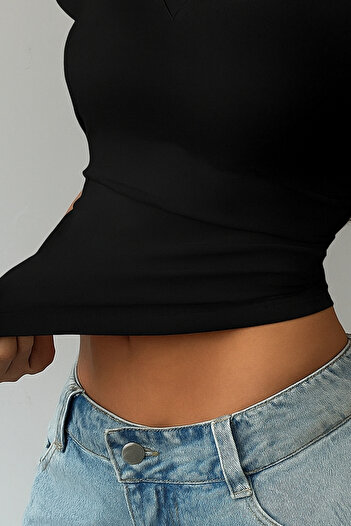 Tarz Cool Women's Black V-Neck Oval Skirt Slim T-Shirt