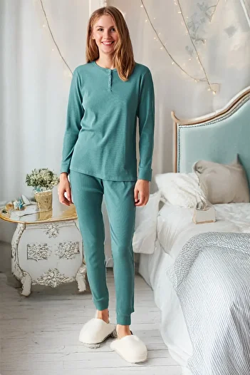 DOFİ Women's Ribbed Home Wear Set – Buttoned, Green, Stretchy Fabric