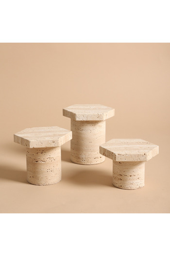touche deco Wide Travertine Candle Holder