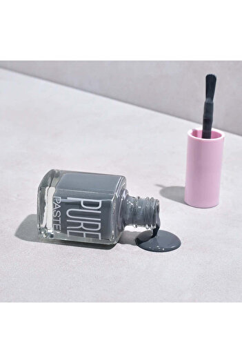 Pastel Nail Polish