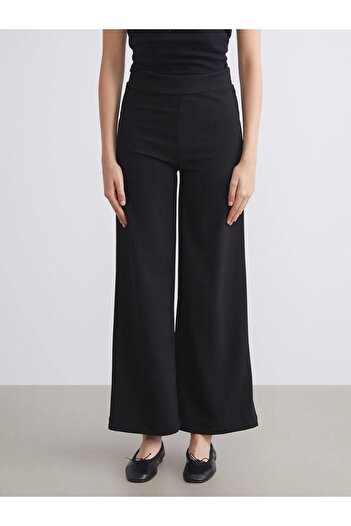 LC Waikiki Γυναικείο παντελόνι LCW Modest με ελαστική μέση με φαρδύ πόδι (W5)