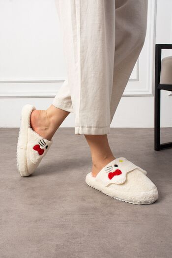 NOVİNS Cute Kitty Figured Embroidery Embroidered Non-Slip Non-Slip Light Sole House Slippers