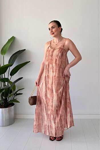 MaziButik Chain Collar Tie Dye Dress Brown