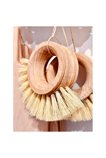 Larimar Wooden Vegetable Fruit Washing Brush