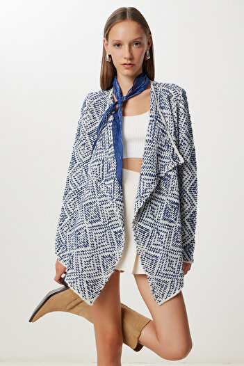 Happiness İstanbul Marineblaue, mit Knochenmuster versehene, fließende Strickjacke für Damen NV00080
