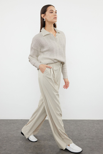 Trendyol Collection Soft Textured Wide Fit Ecru Knitwear Sweater - TWOAW21KZ2635