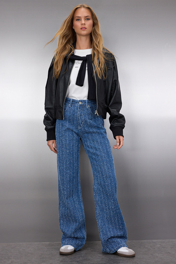 Trendyol Collection Μπλε υφή ψηλόμεσο φαρδύ τζιν TWOSS25JE00043